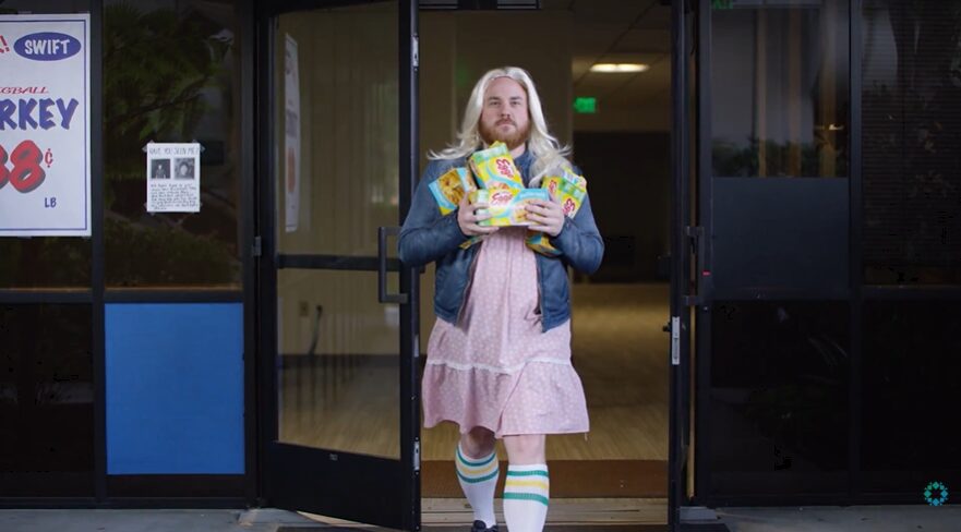 Man dressed as a girl for Rubrik commercial